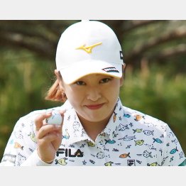 感情を表に出さないプレースタイル（Ｃ）日刊ゲンダイ