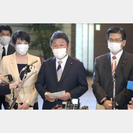 自公幹部が揃って官邸詣で（Ｃ）共同通信社