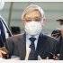 日銀の“責任”を否定（岸田首相との会談後、記者団の取材に応じる黒田東彦総裁）／（Ｃ）共同通信社