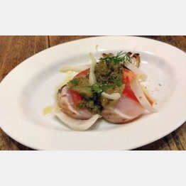 サワラの表面は軽くあぶって（Ｃ）日刊ゲンダイ