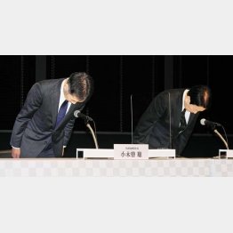 日野自動車の小木曽聡社長（左）と下義生会長（Ｃ）共同通信社