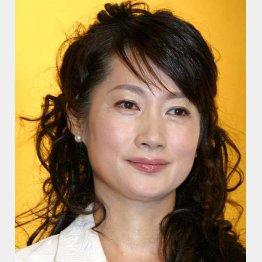 余貴美子（Ｃ）日刊ゲンダイ