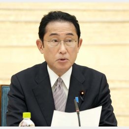 教育未来創造会議の会合であいさつする岸田首相（Ｃ）共同通信社