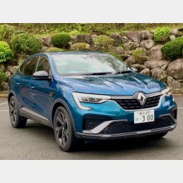 ルーテシアと車台を共用（写真）小沢コージ