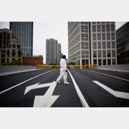 ロックダウン中の上海（Ｃ）ロイター