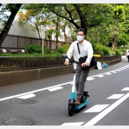 平地なら安定性にも問題ない（Ｃ）日刊ゲンダイ