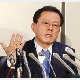 公選法違反の罪で略式起訴され、記者会見する猪瀬直樹氏（2014年撮影）／（Ｃ）日刊ゲンダイ