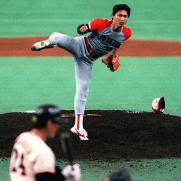 日本シリーズ第3戦に先発、七回途中まで巨人打線を無失点に抑えた加藤哲郎（Ｃ）共同通信社