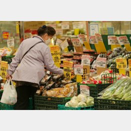 値上げラッシュはまだ序の口なのに、物価高騰しみじみ実感（Ｃ）日刊ゲンダイ