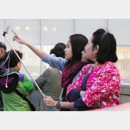 こんな光景がまた戻ってくる？（Ｃ）日刊ゲンダイ