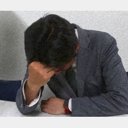 ソーシャルワーカーなどに相談を（Ｃ）日刊ゲンダイ