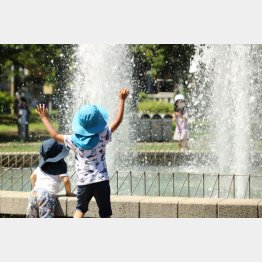 子育ては大変（写真はイメージ）／（Ｃ）日刊ゲンダイ