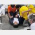 奈良市で街頭演説中に山上徹也容疑者に銃撃され、路上に倒れた自民党の安倍元首相（Ｃ）共同通信社