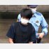殺人容疑で送検される山上徹也容疑者＝10日、奈良県警奈良西署（Ｃ）日刊ゲンダイ