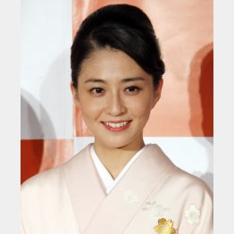 制度がないと麻央さんのような悲劇が社内で…（Ｃ）日刊ゲンダイ