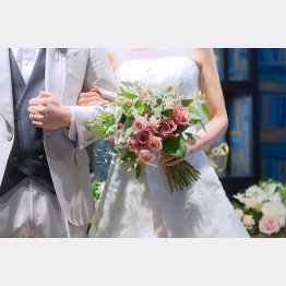 カップルの支持を集めた