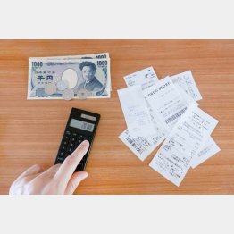 出費は増えるばかり…「買わない」を貫くのも方法だ