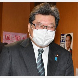 ニンマリ（萩生田経産相）／（Ｃ）日刊ゲンダイ