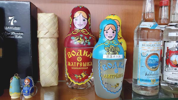 ロシア経済制裁でウオッカが禁輸に…日本では飲めなくなるのか？｜日刊