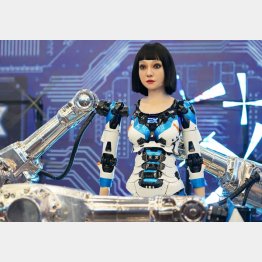 「世界ロボット大会2022」に出展された人型ロボット（Ｃ）新華社／共同通信イメージズ