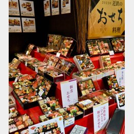 物価高騰不景気だからこそ、おせち料理は豪華にいきたい…（Ｃ）共同通信社