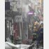 火事で騒然とする新宿ゴールデン街（17日午後二時過ぎ）／（Ｃ）日刊ゲンダイ