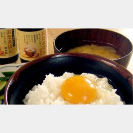 “元祖TKG専用醤油”の「おたまはん」（吉田ふるさと村提供）