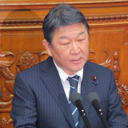 1月25日の衆院本会議で代表質問を行う自民党・茂木敏充幹事長（Ｃ）日刊ゲンダイ