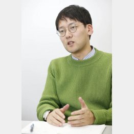 経済思想家、東大准教授の斎藤幸平氏（Ｃ）日刊ゲンダイ