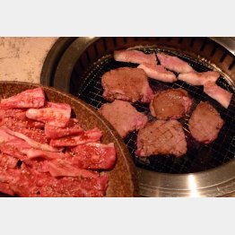 幸せホルモン「セロトニン」を保つには肉を食べること（Ｃ）日刊ゲンダイ