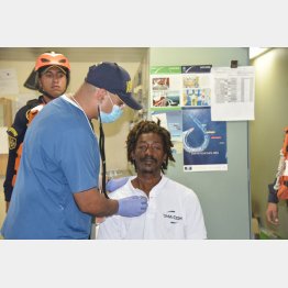 エルビス・フランソワさん（コロンビア海軍のツイッターから）