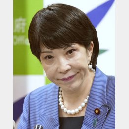 辞めなくて済むようご託を並べ…（高市早苗経済安保担当相）／（Ｃ）共同通信社