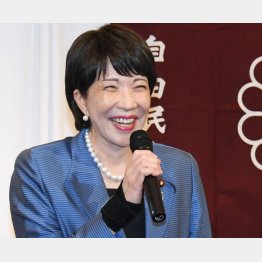 どこまで適当なのか…（高市早苗経済安保担当相）／（Ｃ）日刊ゲンダイ