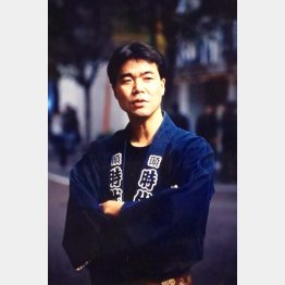 1995年ころの藤原社長（提供写真）