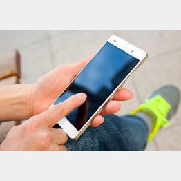 情報源は友人とやり取りするSNSだけ？