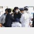 何が木村隆二容疑者（中央）を凶行に駆り立てた？（Ｃ）共同通信社