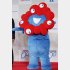 公式キャラクター「ミャクミャク」に会うのも…（Ｃ）共同通信社