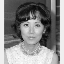 西田佐知子（Ｃ）共同通信社