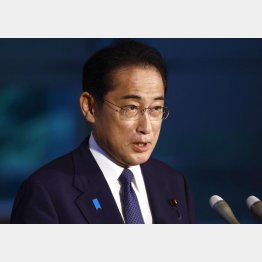 散々、解散風をあおっておいて、真逆の思わせぶり会見（岸田首相＝15日）／（Ｃ）共同通信社