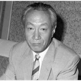 大岡昇平（Ｃ）共同通信社