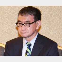 何でもかんでも紐づけを止める気配はナシ（河野太郎デジタル相）／（Ｃ）日刊ゲンダイ