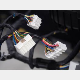 配線をいじるのは要注意（Ｃ）iStock