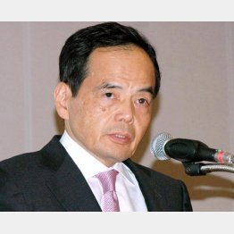 再編のカギを握るイオン（岡田元也同社会長）／（Ｃ）日刊ゲンダイ