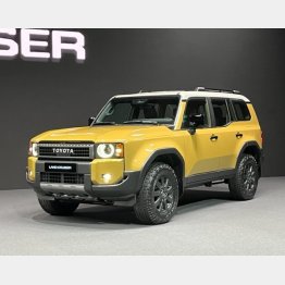 フロントマスクは現代的な3連LEDライトを持つ角目とクラシカルな丸目が選べる（写真）小沢コージ