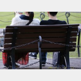 夫婦共働きで、共に年収700万円以上…（Ｃ）日刊ゲンダイ