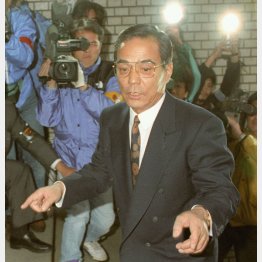 山口組組長代理の宅見勝若頭（当時）／（Ｃ）共同通信社