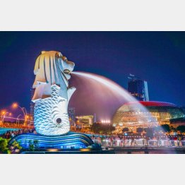 マーライオンとシンガポールの街