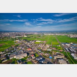 宮崎県都城市。同市は、2022年度「ふるさと納税」寄付金額全国1位というなかなかのやり手（Ｃ）PIXTA