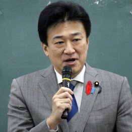 衆院長崎4区補欠選挙の自民党候補の集会で演説する木原防衛相＝15日午後、長崎県佐世保市（Ｃ）共同通信社