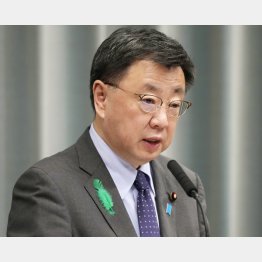 松野官房長（Ｃ）共同通信社